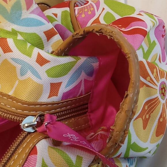 Lily Bloom Floral Print Shoulder Handbag. 13X9X5. - Picture 4 of 7